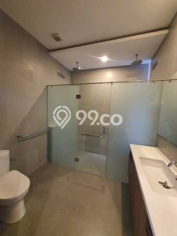 Vila Potensial di , Area 450m2m², Lingkungan Nyaman Vila Potensial di , Area 450m2m², Lingkungan Nyaman
