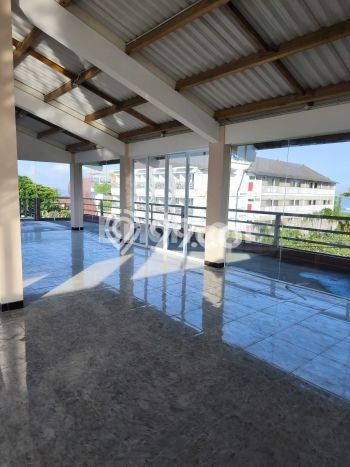 Unit Komersial Tersedia di canggu Spesifikasi LB 1520m2 Unit Komersial Tersedia di canggu Spesifikasi LB 1520m2