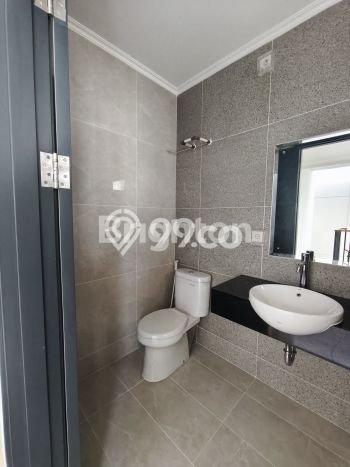 Dijual Rumah Mewah Megah Dengan View Cantik di Gading Serpong, Tangerang Dijual Rumah Mewah Megah Dengan View Cantik di Gading Serpong, Tangerang