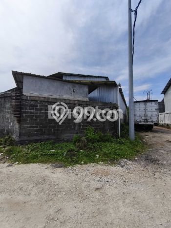 Gudang Disewakan di Ubung, Luas 435m², Lokasi Premium Gudang Disewakan di Ubung, Luas 435m², Lokasi Premium