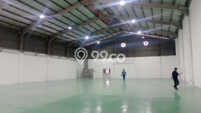 Unit Gudang Tersedia di Cikarang Spesifikasi LB 1283m2 Unit Gudang Tersedia di Cikarang Spesifikasi LB 1283m2