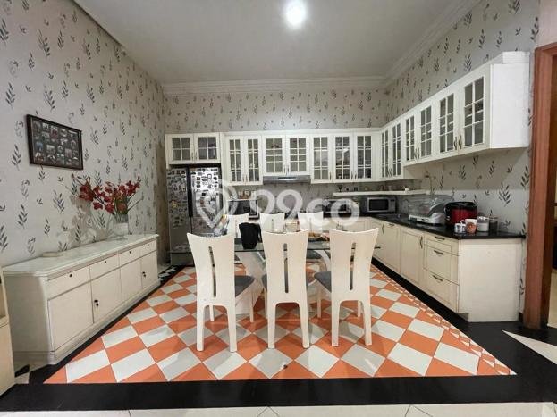Rumah Elit LB 700m2 Siap Pakai Desain Elegan di Jati Asih, Bekasi Rumah Elit LB 700m2 Siap Pakai Desain Elegan di Jati Asih, Bekasi