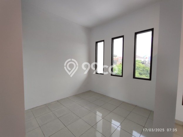 Rumah Modern 5 KT di Kemang Pratama Bekasi Unfurnished Rumah Modern 5 KT di Kemang Pratama Bekasi Unfurnished