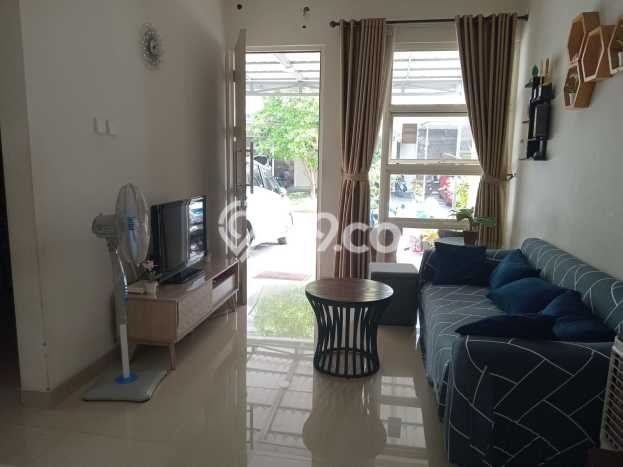 Dijual Hunian Rumah Terawat 3 Kamar di Grand Wisata, Bekasi Dijual Hunian Rumah Terawat 3 Kamar di Grand Wisata, Bekasi