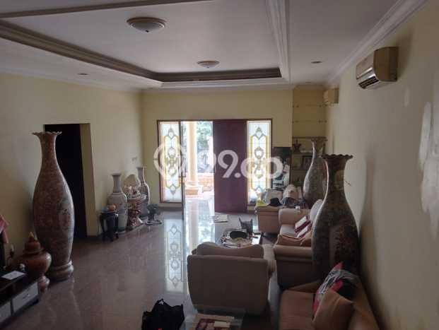 Dijual Rumah Luas Elegan Dengan View Eksklusif di Kayuringin Jaya, Bekasi Dijual Rumah Luas Elegan Dengan View Eksklusif di Kayuringin Jaya, Bekasi