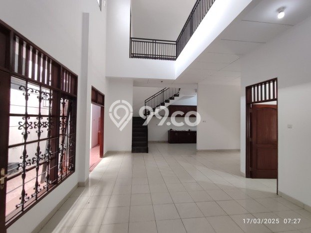 Rumah Modern 5 KT di Kemang Pratama Bekasi Unfurnished Rumah Modern 5 KT di Kemang Pratama Bekasi Unfurnished