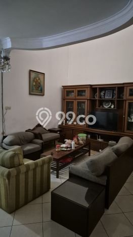 Rumah Elit Modern Siap Huni di Pejompongan Jakarta Pusat Rumah Elit Modern Siap Huni di Pejompongan Jakarta Pusat