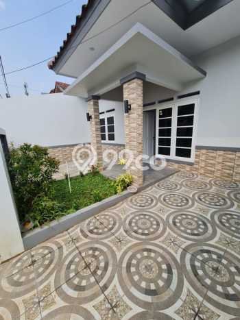 Rumah Modern 4 KT di Karang Satria Bekasi Unfurnished Rumah Modern 4 KT di Karang Satria Bekasi Unfurnished