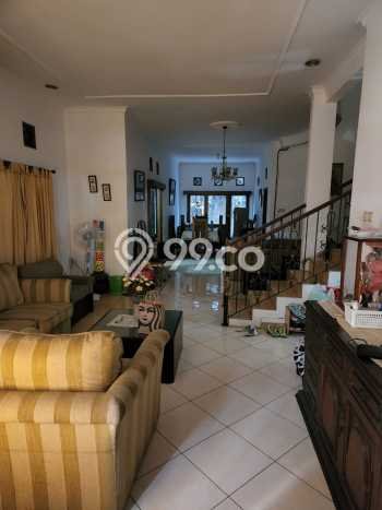 Rumah Elit Modern Siap Huni di Pejompongan Jakarta Pusat Rumah Elit Modern Siap Huni di Pejompongan Jakarta Pusat