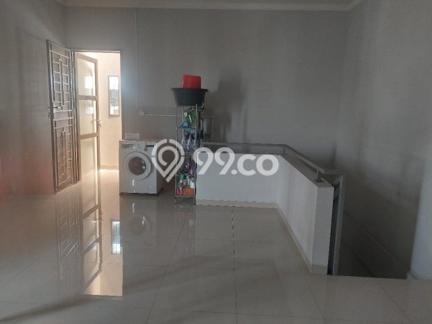 Ruko Dijual di Bekasi LT 180m2 & LB 400m2 Lokasi Terbaik! Ruko Dijual di Bekasi LT 180m2 & LB 400m2 Lokasi Terbaik!