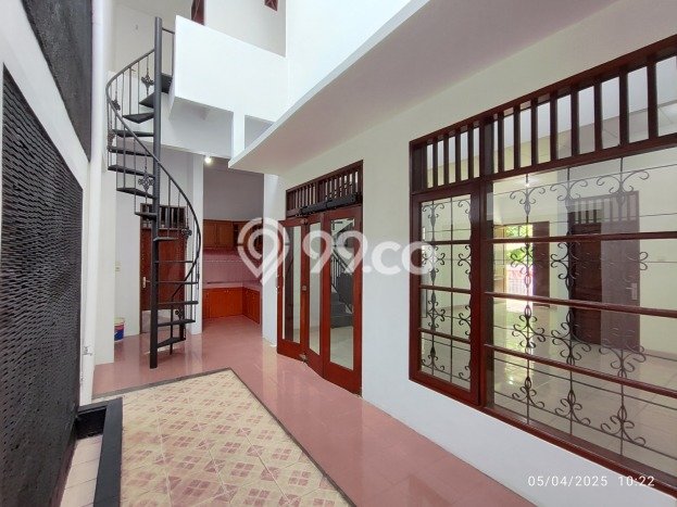 Rumah Modern 5 KT di Kemang Pratama Bekasi Unfurnished Rumah Modern 5 KT di Kemang Pratama Bekasi Unfurnished