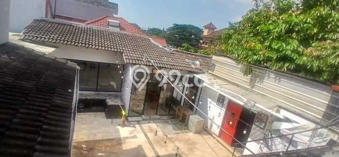 Komersial untuk Disewa di Pusat Bekasi Luas Bangunan 400m2 Komersial untuk Disewa di Pusat Bekasi Luas Bangunan 400m2
