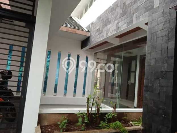 Dijual Rumah Luas Megah Dengan View Cantik di Cipinang Melayu, Jakarta Timur Dijual Rumah Luas Megah Dengan View Cantik di Cipinang Melayu, Jakarta Timur