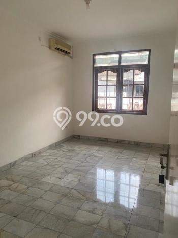 Rumah Asri di Cinere, 4 KT, Bebas Macet Rumah Asri di Cinere, 4 KT, Bebas Macet