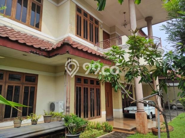 For Sale! Luxury House LT 500m2 Desain Elegan di Pejaten For Sale! Luxury House LT 500m2 Desain Elegan di Pejaten