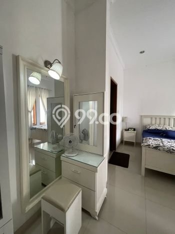 Jual Segera Rumah 4 KT 4 KM di Jantung Kota Cilandak, Jakarta Selatan Jual Segera Rumah 4 KT 4 KM di Jantung Kota Cilandak, Jakarta Selatan