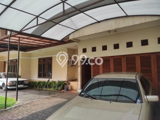 For Sale! Luxury House LT 500m2 Desain Elegan di Pejaten For Sale! Luxury House LT 500m2 Desain Elegan di Pejaten