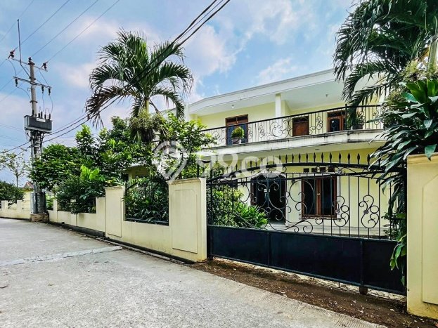Dijual Rumah Elit Exclusive di Cibinong, Bogor Dijual Rumah Elit Exclusive di Cibinong, Bogor