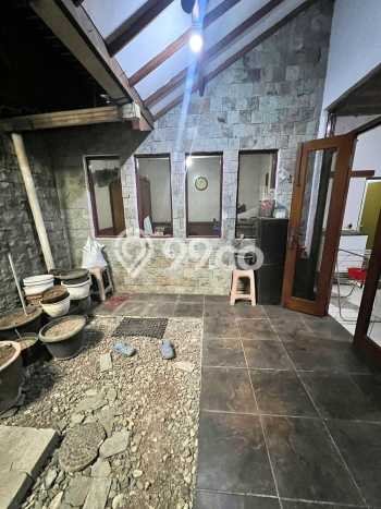Rumah Luxury Modern Siap Huni di Rawamangun Jakarta Timur Rumah Luxury Modern Siap Huni di Rawamangun Jakarta Timur