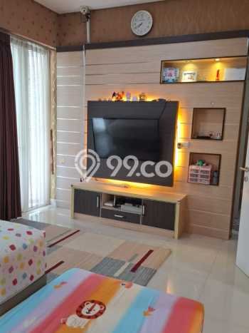 Rumah Elit Modern Tanpa Renovasi di Cibubur Jakarta Timur Rumah Elit Modern Tanpa Renovasi di Cibubur Jakarta Timur
