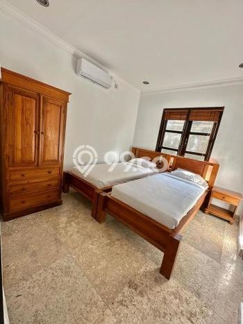 Peluang Terbaik! Vila Kawasan , Area 215m2m², Kawasan Prospektif dengan potensi meningkat Peluang Terbaik! Vila Kawasan , Area 215m2m², Kawasan Prospektif dengan potensi meningkat