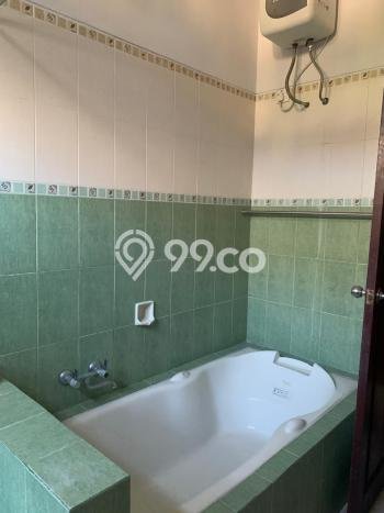 Rumah 5 Kamar di Pusat Kota , Denpasar - Lokasi Strategis Rumah 5 Kamar di Pusat Kota , Denpasar - Lokasi Strategis