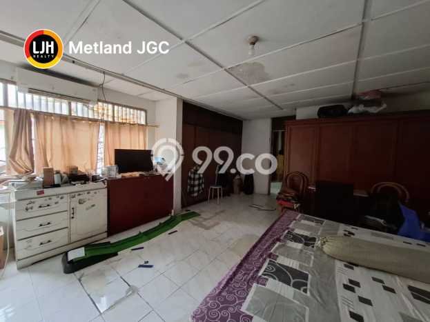 Dijual Rumah Premium dengan Fasilitas Sekitar Lengkap di Pulo Gadung, Jakarta Timur Dijual Rumah Premium dengan Fasilitas Sekitar Lengkap di Pulo Gadung, Jakarta Timur