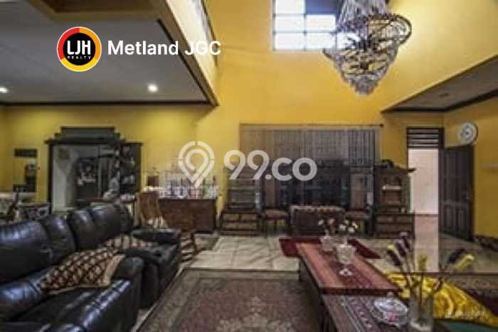 Rumah Elit Modern Tanpa Renovasi di Pondok Gede Bekasi Rumah Elit Modern Tanpa Renovasi di Pondok Gede Bekasi