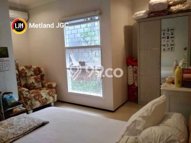 Dijual Rumah Premium dengan Fasilitas Sekitar Komplit di Duren Sawit, Jakarta Timur Dijual Rumah Premium dengan Fasilitas Sekitar Komplit di Duren Sawit, Jakarta Timur