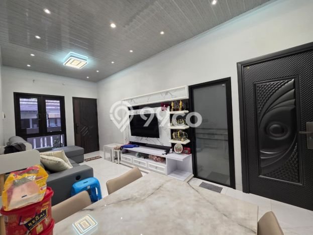 Rumah Luas Asri 4 KT Siap Huni di Metland Menteng Jakarta Timur Rumah Luas Asri 4 KT Siap Huni di Metland Menteng Jakarta Timur