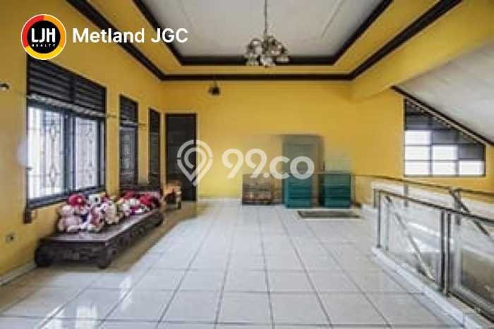 Rumah Elit Modern Tanpa Renovasi di Pondok Gede Bekasi Rumah Elit Modern Tanpa Renovasi di Pondok Gede Bekasi