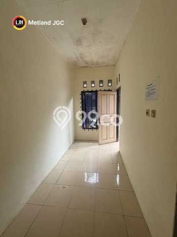 Kost Dijual di Bantar Gebang dengan 21 KT dan Luas 576m2 Kost Dijual di Bantar Gebang dengan 21 KT dan Luas 576m2