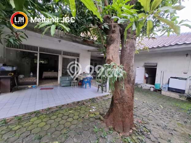 Dijual Rumah Premium dengan Fasilitas Sekitar Lengkap di Pulo Gadung, Jakarta Timur Dijual Rumah Premium dengan Fasilitas Sekitar Lengkap di Pulo Gadung, Jakarta Timur