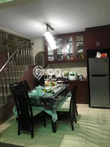 Dijual Rumah 4 Kamar Lokasi Strategis Nyaman dan Strategis di Bekasi Barat Dijual Rumah 4 Kamar Lokasi Strategis Nyaman dan Strategis di Bekasi Barat