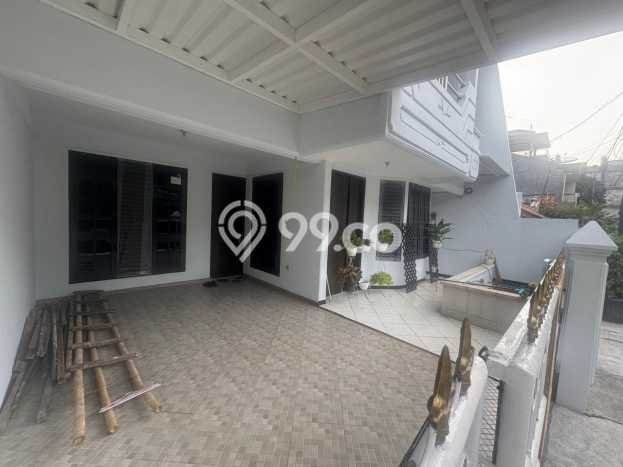 Jual Rumah Luas Elegan Dengan View Eksklusif di Rawamangun, Jakarta Timur Jual Rumah Luas Elegan Dengan View Eksklusif di Rawamangun, Jakarta Timur