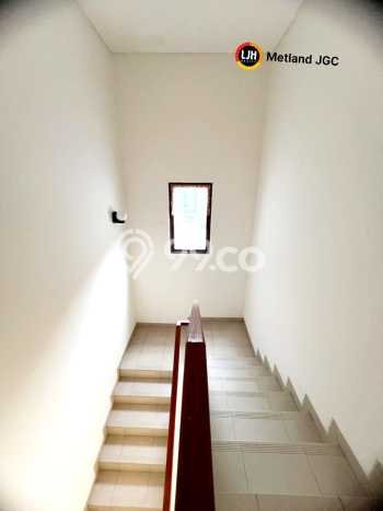 Rumah Sewa Jakarta Timur LT 120m2 LB 100m2 Area Jakarta Garden City Rumah Sewa Jakarta Timur LT 120m2 LB 100m2 Area Jakarta Garden City