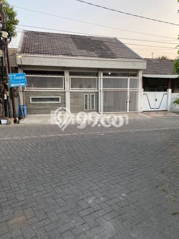 Rumah Nyaman 2 KT Luas Tanah 132m2m² di Waru, Sidoarjo Rumah Nyaman 2 KT Luas Tanah 132m2m² di Waru, Sidoarjo