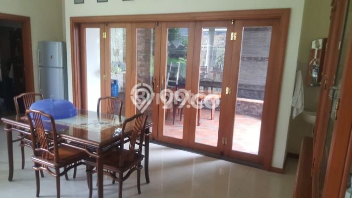 HARGA SPESIAL! Rumah di Parongpong, Bandung, Luas 1200m² Bangunan 800m² HARGA NEGO! HARGA SPESIAL! Rumah di Parongpong, Bandung, Luas 1200m² Bangunan 800m² HARGA NEGO!