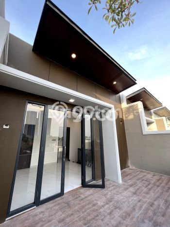 Ready to Use! Premium House LT 90m2 Desain Modern di Dukuh Kupang Ready to Use! Premium House LT 90m2 Desain Modern di Dukuh Kupang