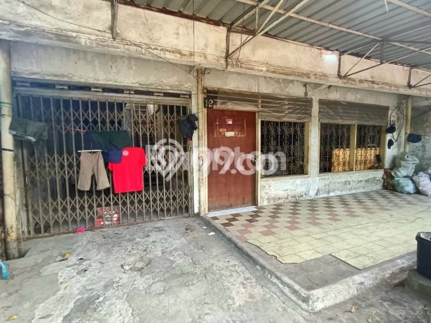 Dijual Cepat Rumah Favorit Siap Huni LB 270m2 di Krembangan, Surabaya Dijual Cepat Rumah Favorit Siap Huni LB 270m2 di Krembangan, Surabaya