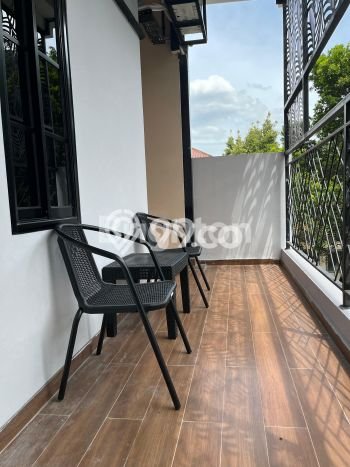 Dijual! Komersial di Grogol Jakarta Barat LT 123m2 / LB 450m2 Kawasan Bisnis Dijual! Komersial di Grogol Jakarta Barat LT 123m2 / LB 450m2 Kawasan Bisnis