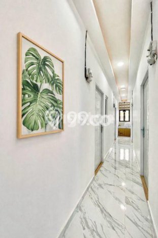 Kost Dijual di Tomang dengan 21 KT dan Luas 360m2 Kost Dijual di Tomang dengan 21 KT dan Luas 360m2