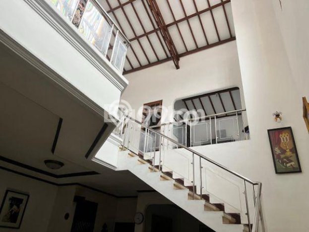 Siap Huni Rumah Mewah 5 Kamar di Duren Sawit Dekat ke Mana Pun Siap Huni Rumah Mewah 5 Kamar di Duren Sawit Dekat ke Mana Pun