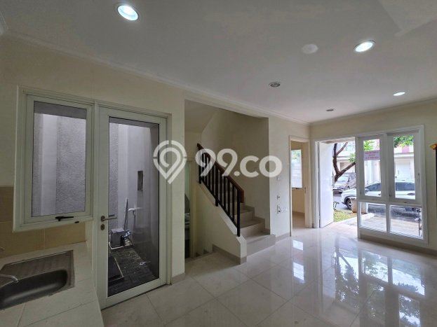 Rumah Luas Asri 2 KT Siap Huni di Gading Serpong Tangerang Rumah Luas Asri 2 KT Siap Huni di Gading Serpong Tangerang