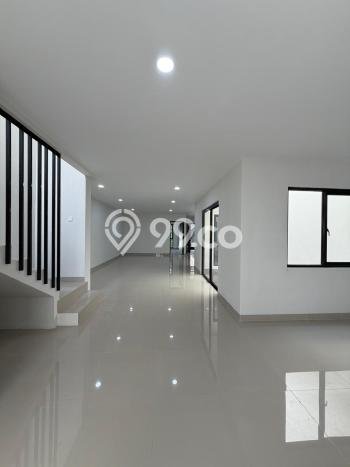 Rumah Mewah LB 265m2 Siap Pakai Desain Elegan di BSD, Tangerang Rumah Mewah LB 265m2 Siap Pakai Desain Elegan di BSD, Tangerang
