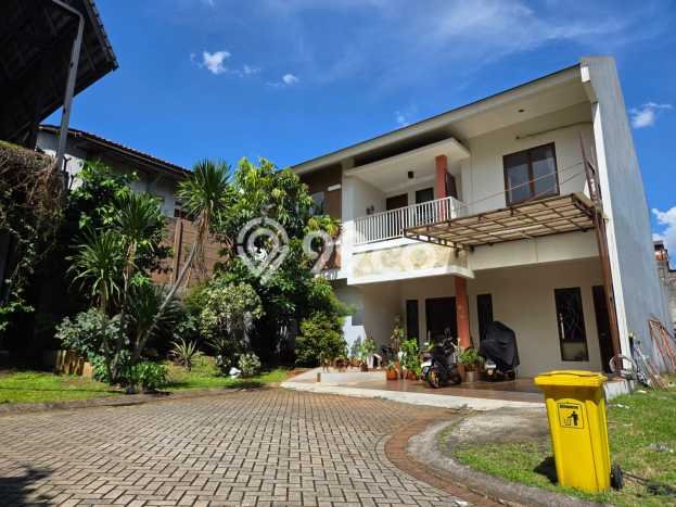 Rumah Elit LB 400m2 Siap Huni Desain Elegan di Alam Sutera, Tangerang Rumah Elit LB 400m2 Siap Huni Desain Elegan di Alam Sutera, Tangerang