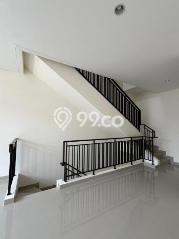 Ruko Dijual di Prime Area Tangerang Luas 102m2 Ruko Dijual di Prime Area Tangerang Luas 102m2