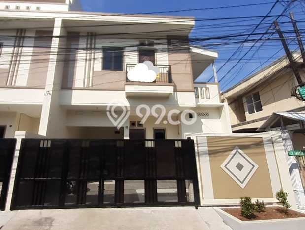 Jual Rumah Mewah Megah Dengan View Cantik di Duri Kepa, Jakarta Barat Jual Rumah Mewah Megah Dengan View Cantik di Duri Kepa, Jakarta Barat