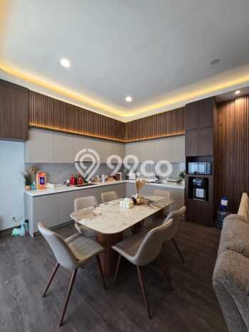 Ready to Use! Premium House LT 144m2 Desain Elegan di Alam Sutera Ready to Use! Premium House LT 144m2 Desain Elegan di Alam Sutera