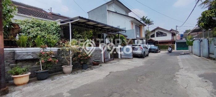 Rumah sewa siap huni 4 Kamar Tidur di Kopo, Bandung Rumah sewa siap huni 4 Kamar Tidur di Kopo, Bandung